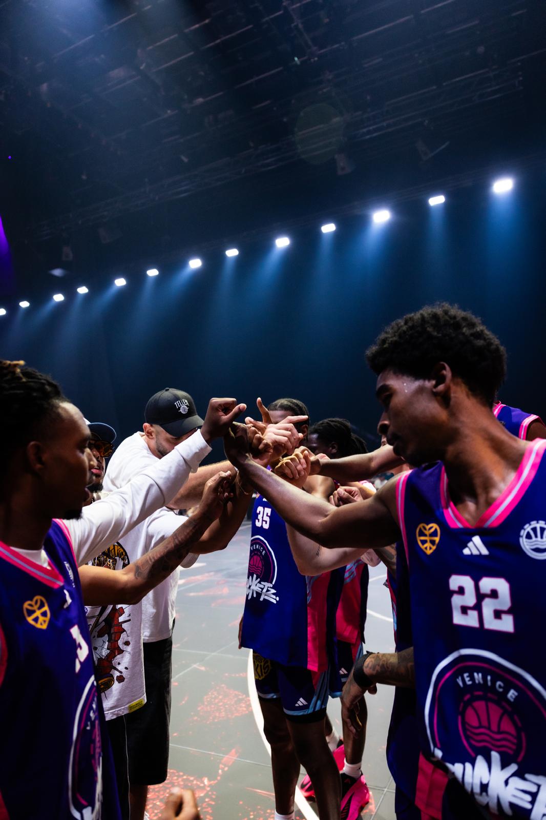 Team-Huddle vor dem Spiel